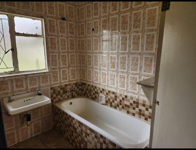 3 BEDROOM HOUSE FOR SALE IN SASOLBURG EXT 12